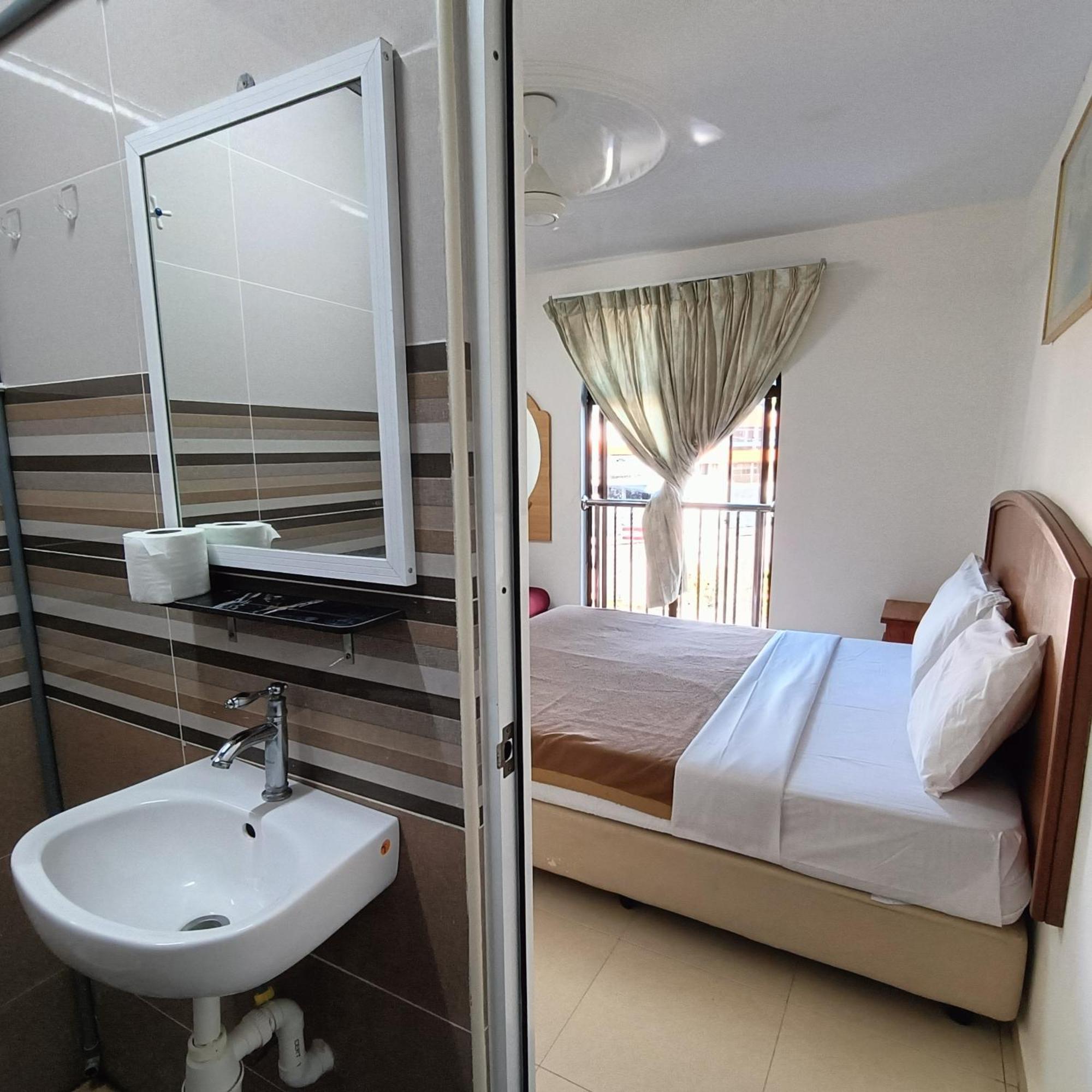 Malacca Kota Lodge Guest House מראה חיצוני תמונה